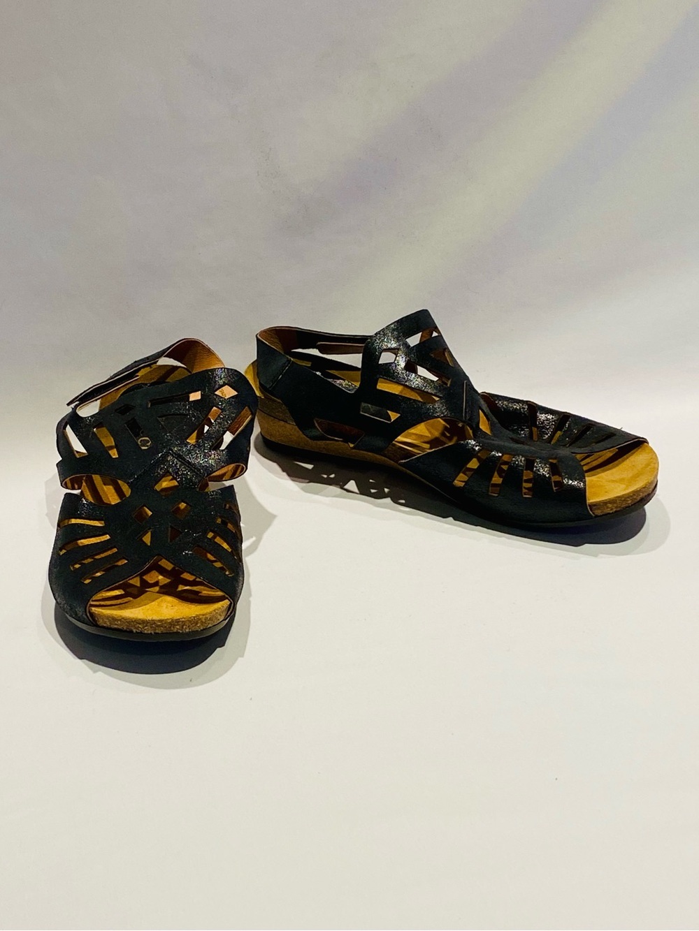 Sesto Meucci Navy Laser-Cut Leather Sandals, size 11, NWOB